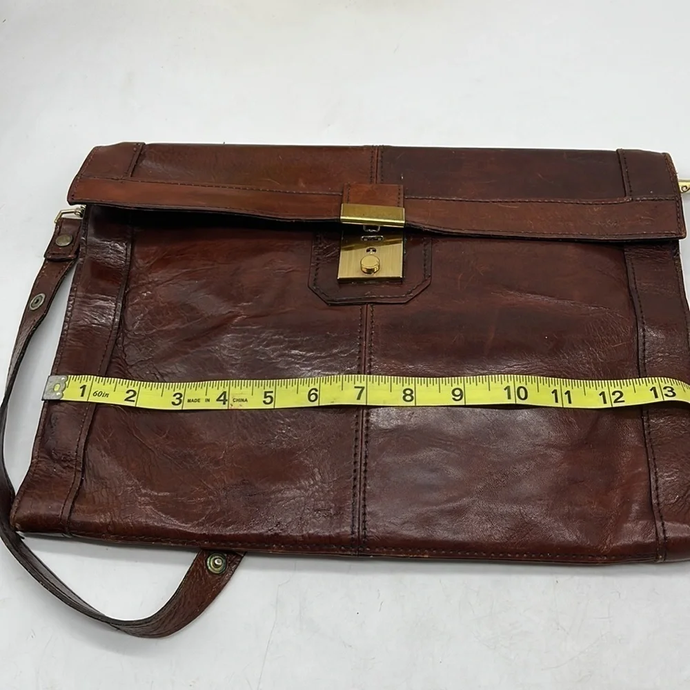 Bond Street Italy Vintage Leather Satchel. BRN3805C